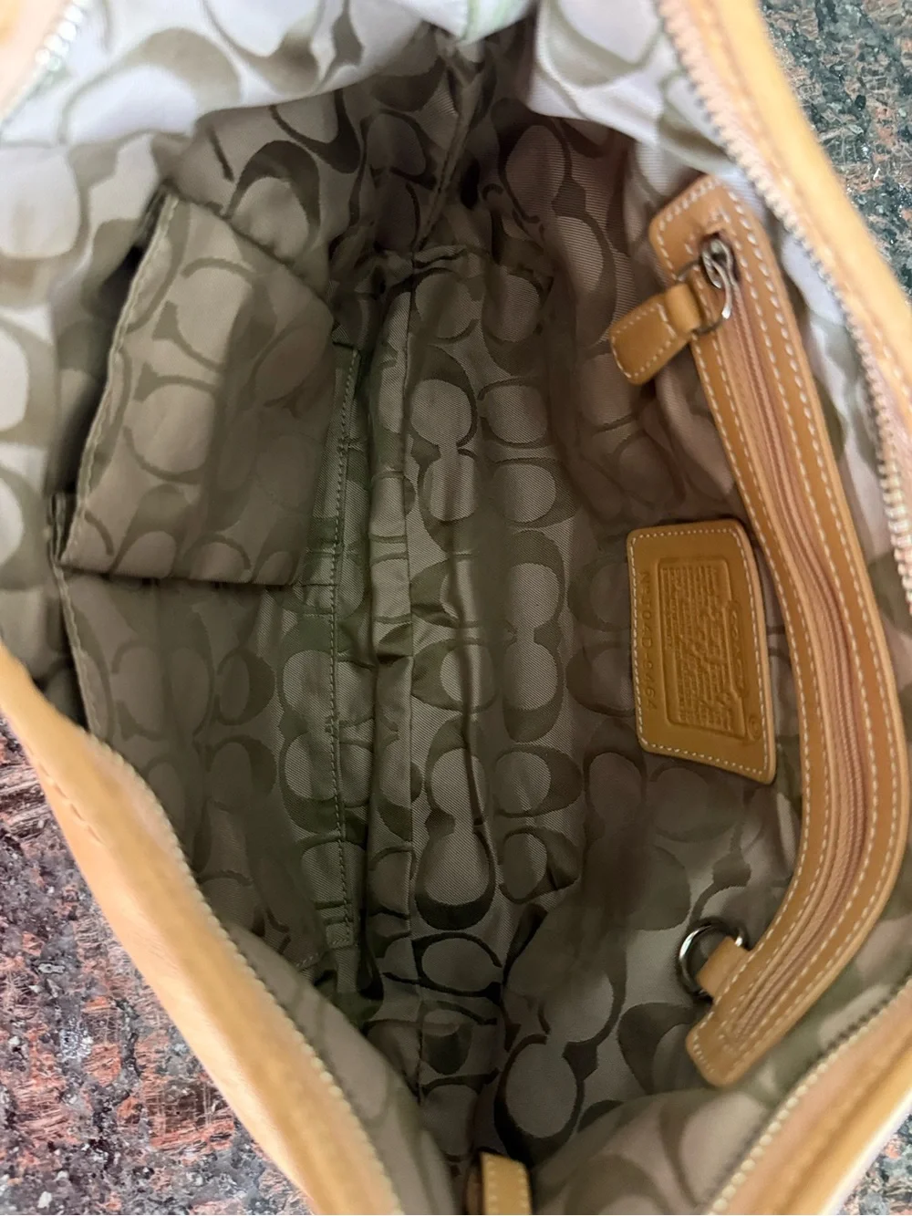 Vintage Coach Soho leather hobo bag